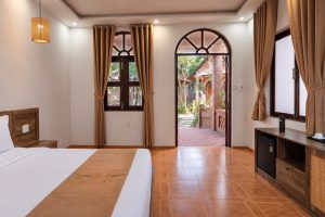 Deluxe Double room opening to the garden